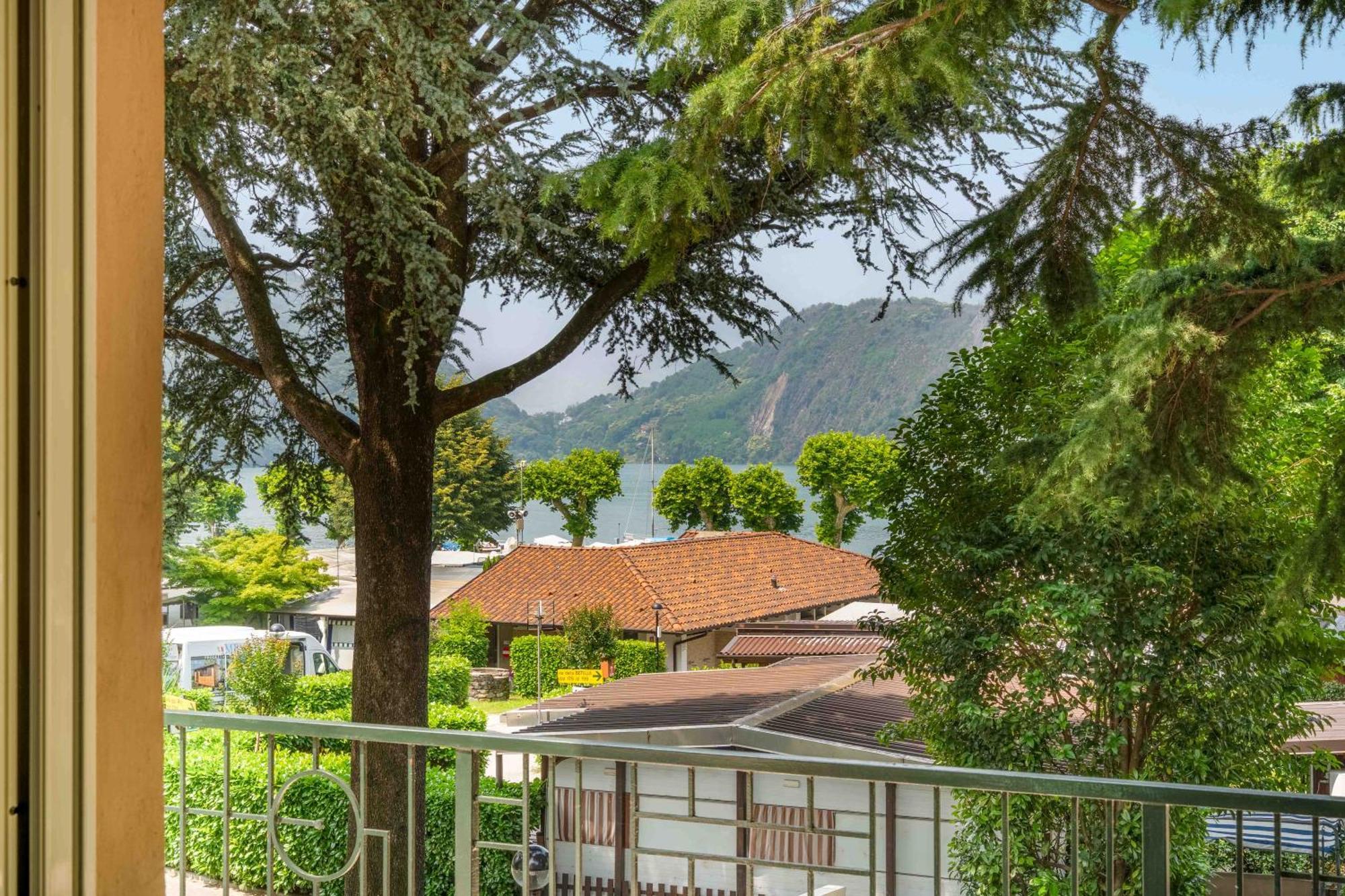 Village Apart-hotel 2*